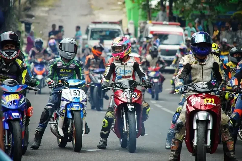 bupati-tanah-datar-cup-race-series-piala-kapolda-kembali-digelar-di-cindua-mato-batusangkar