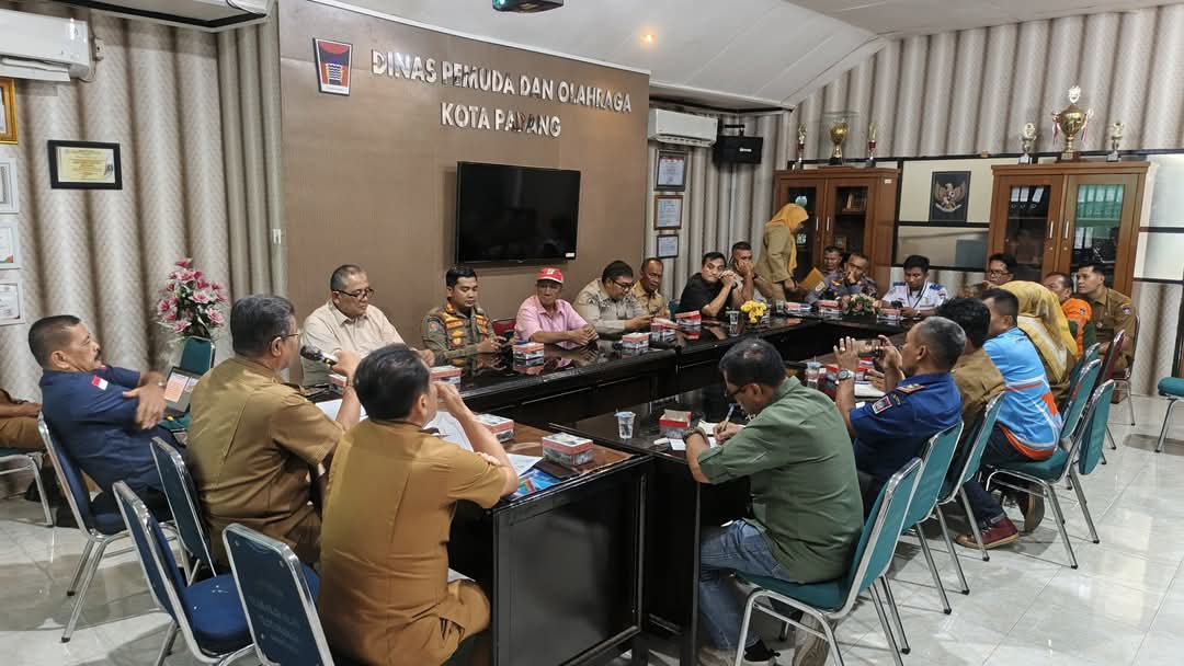 kenalkan-pasar-raya-padang,-peserta-gowes-siti-nurbaya-singgahi-fase-vii