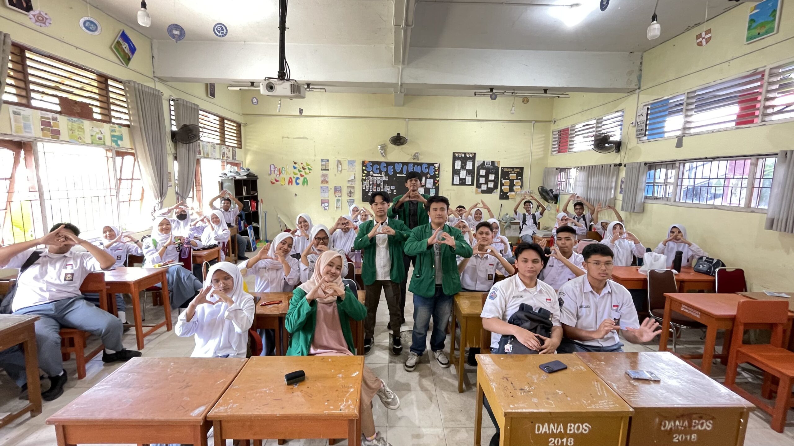 langkah-awal-menuju-green-city,-green-rangers-edukasi-lingkungan-di-sman-3-padang