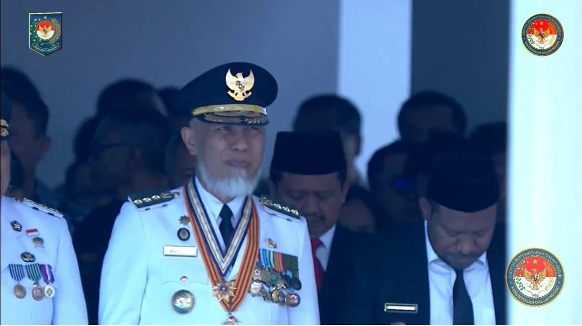 pelantikan-pamong-praja-muda-ipdn,-gubernur-mahyeldi:-ada-2-kebanggaan-bagi-sumbar