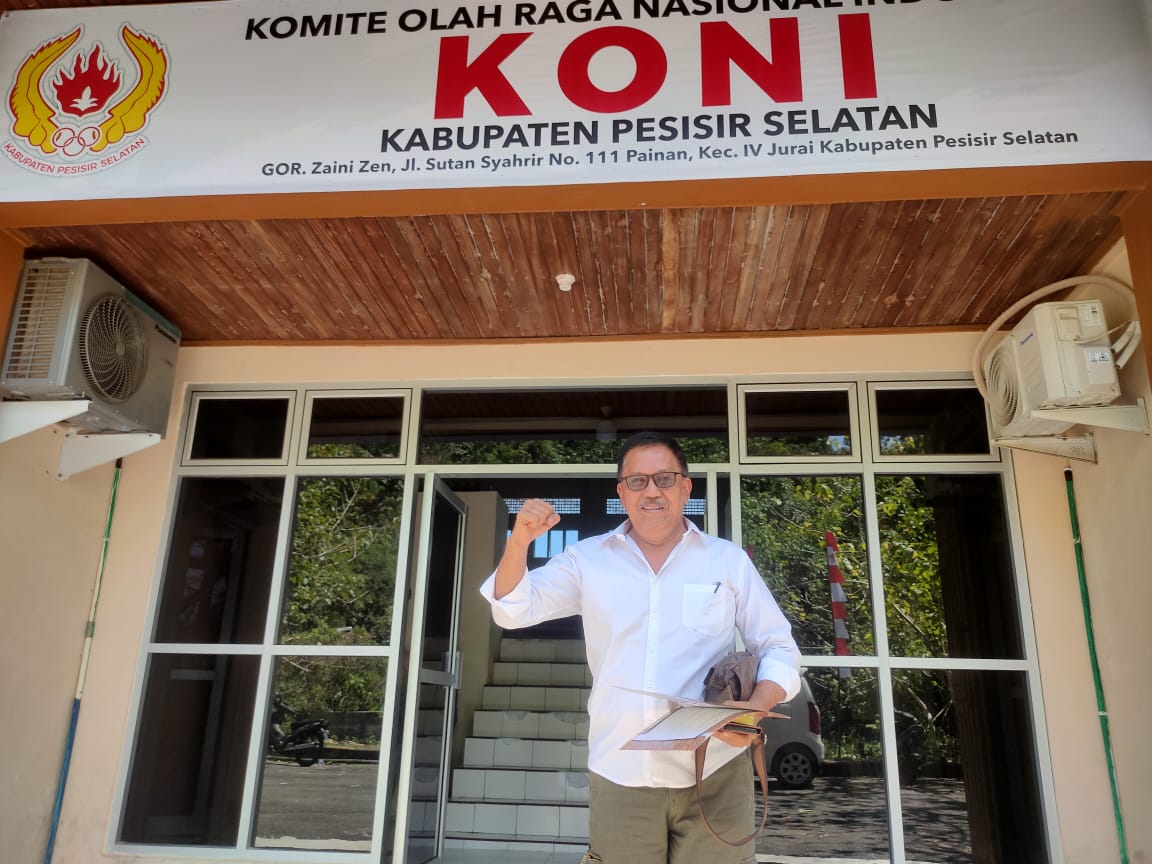 m.-husni-daftar-ketua-koni-pessel:-“saya-datang-untuk-berkontribusi,-bukan-bersaing”