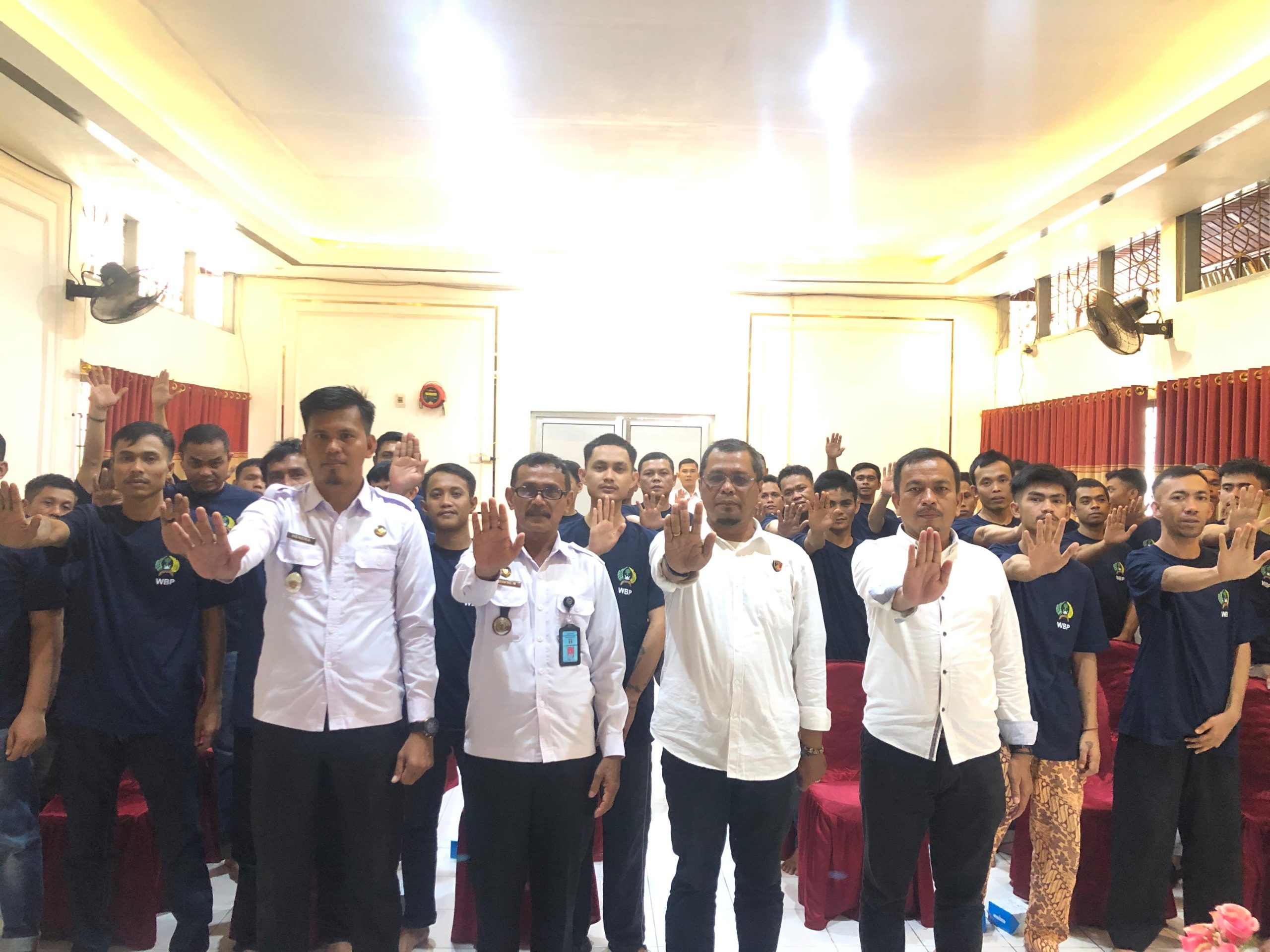 40-narapidana-narkoba-rutan-painan-ikuti-sosialisasi-hukum-bahaya-narkotika