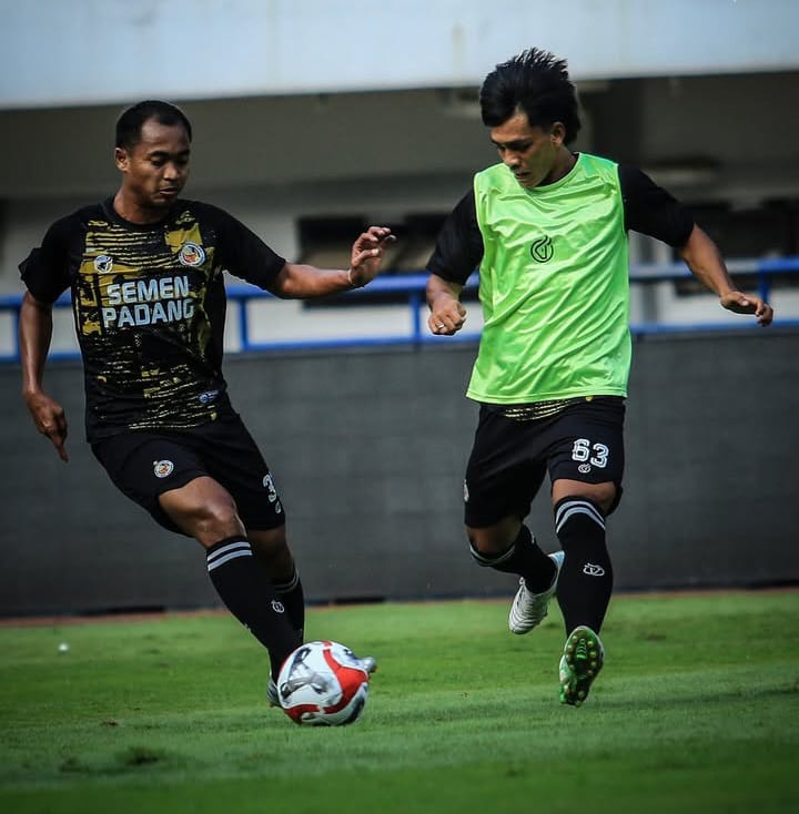 resmi!-semen-padang-fc-rilis-daftar-nomor-punggung-pemain-musim-baru