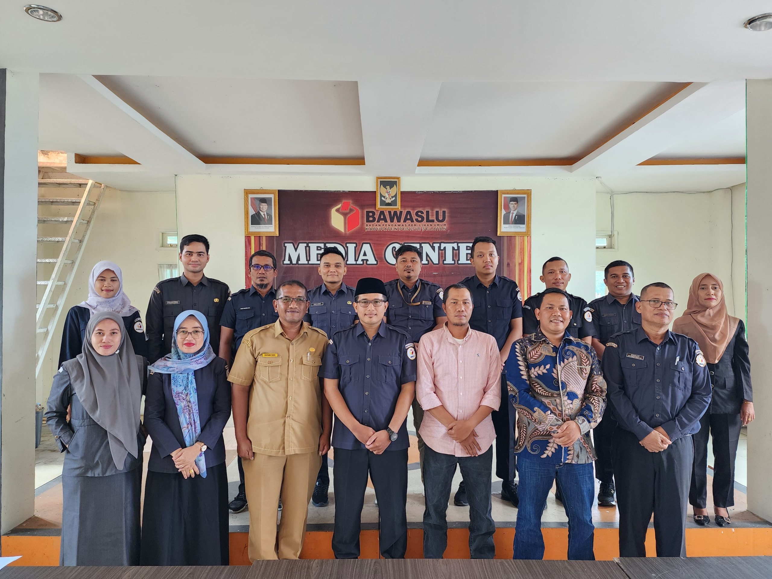 bawaslu-pessel-gelar-rakor-layanan-bantuan-hukum-jelang-pemilu-dan-pilkada