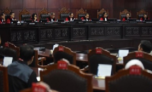 mk-resmi-larang-wakil-menteri-jadi-komisaris,-berlaku-paling-lama-dua-tahun-ke-depan