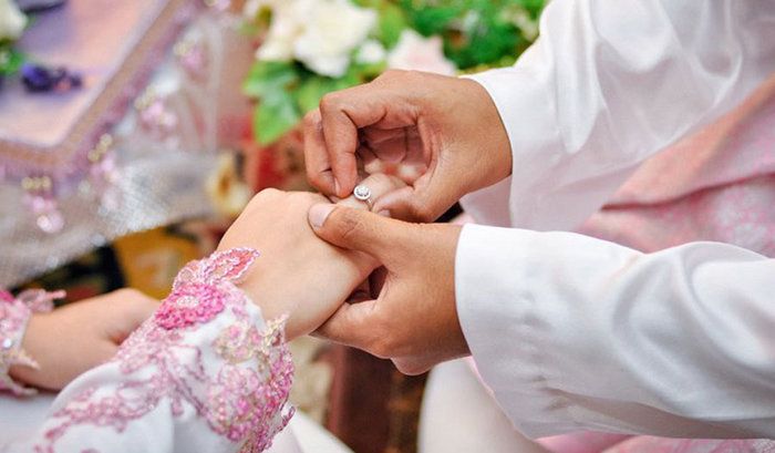 ragam-adat-pernikahan-(baralek)-khas-daerah-di-sumatera-barat