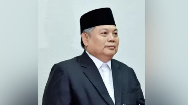 batas-usia-pensiun-polri-diubah,-untuk-siapa?