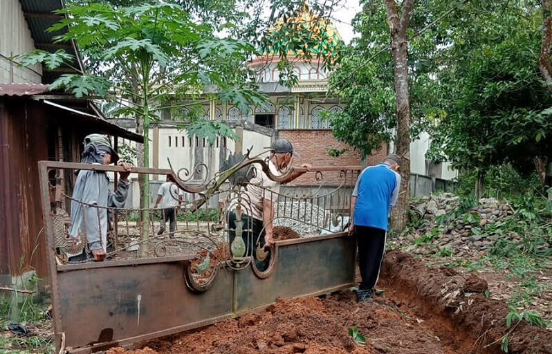 4-yayasan-optimis-sukses-laksanakan-program-makan-bergizi-gratis-di-dharmasraya