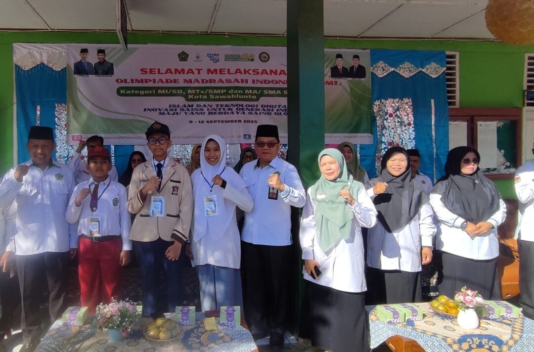 olimpiade-madrasah-indonesia-2025-tingkat-kota-sawahlunto-resmi-dibuka