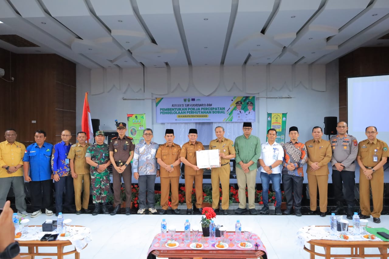 bupati-pasaman-paparkan-inisiatif-daerah-kelola-hutan-untuk-ekonomi-di-forum-refleksi-perhutanan-sosial