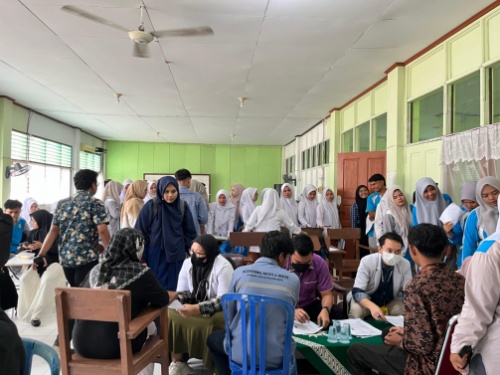 heboh-di-kampus!-polita-sumbar-sediakan-pemeriksaan-kesehatan-gratis-bagi-mahasiswa-&-dosen