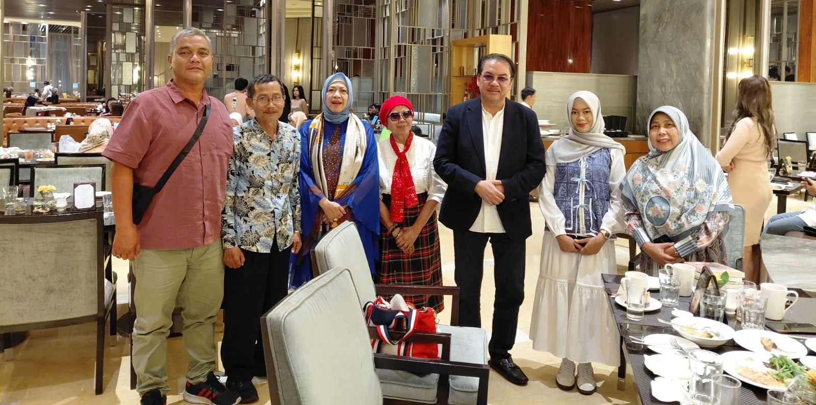 denny-ja:-muliakan-penulis-dengan-organisasi