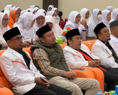 di-padang,-pks-gaungkan-4-pilar:-rahmat-saleh-ingatkan-kader-jangan-sampai-pecah-belah-nkri