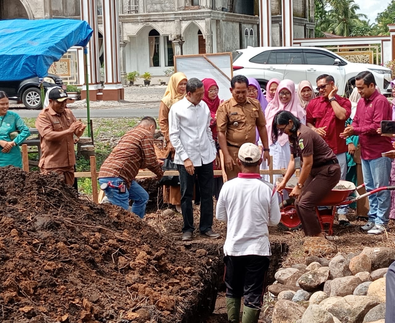 tingkatkan-layanan-kesehatan-masyarakat,-pemerintah-nagari-ophir-pasbar-bangun-gedung-posyandu