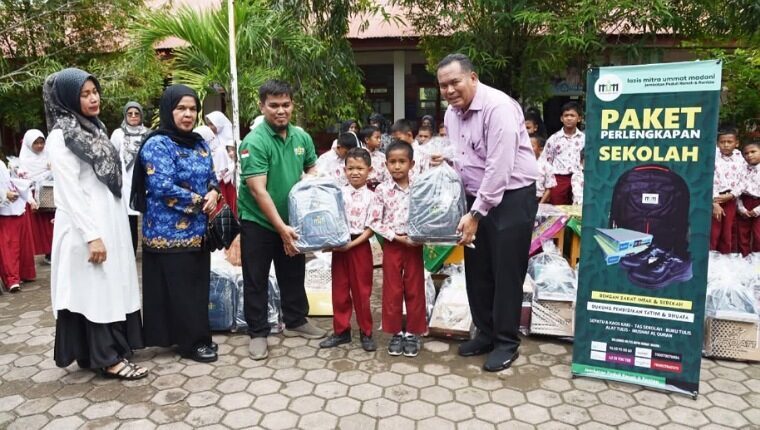 wali-kota-yota-balad-apresiasi-bantuan-pendidikan-dari-lazis-mitra-ummat-madani