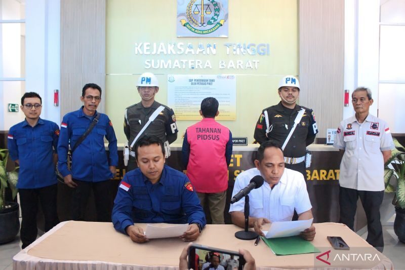 kejati-sumbar-tahan-tersangka-baru-dugaan-korupsi-perumda-psm