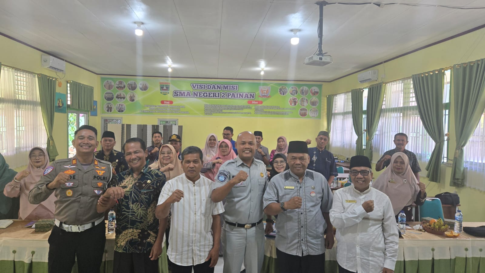cegah-kecelakaan-pelajar,-satlantas-pessel-gandeng-kepala-sma-sosialisasi-keselamatan
