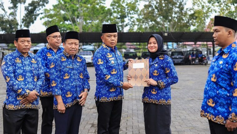 sk-322-pppk-pengangkatan-tahap-i-dan-ii-diserahkan