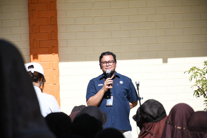 perkuat-pendidikan,-pt-semen-padang-bangun-ruang-kelas-dari-sepablock-di-sd-semen-padang-school