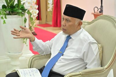 instruksi-tegas-gubernur-sumbar:-perang-melawan-tambang-ilegal-demi-lingkungan-dan-masa-depan