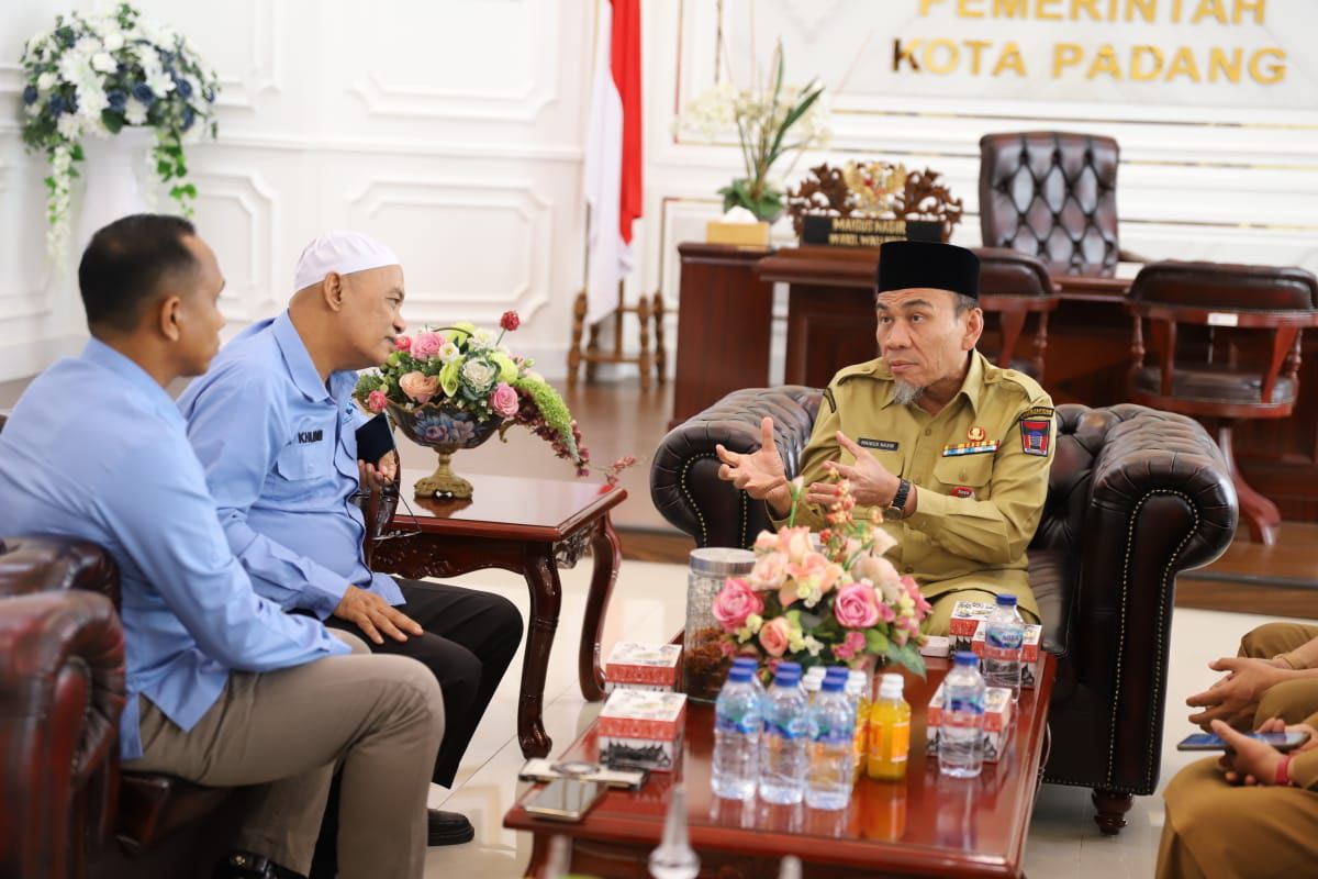 audiensi-dengan-wawako-maigus-nasir,-dewan-pendidikan-sumbar-apresiasi-program-subuh-mubarakah