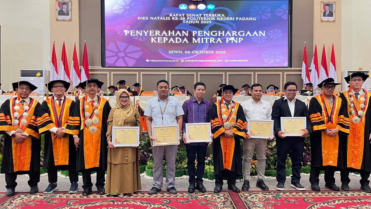 terima-penghargaan-dari-pnp,-diskominfo-kunci-cetak-talenta-digital