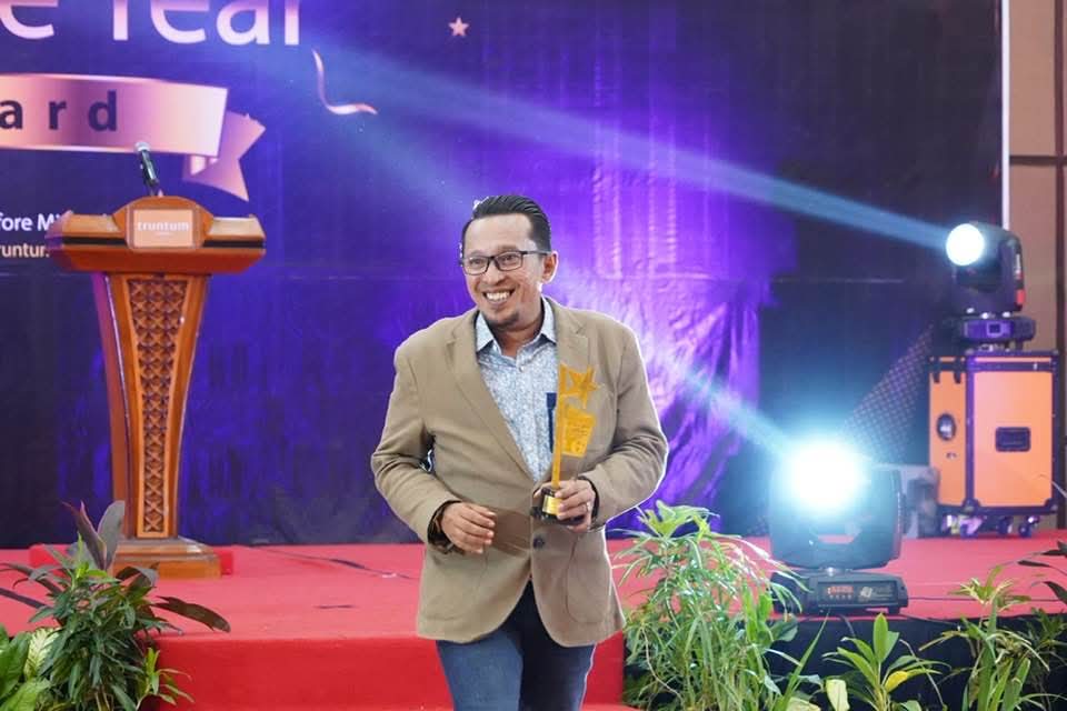 komitmen-keterbukaan-informasi,-bupati-eka-putra-siap-bentuk-ki-tanah-datar