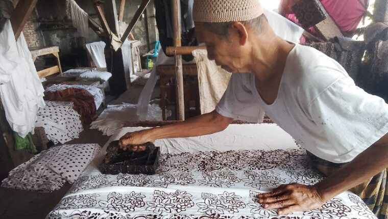 lewat-program-csr,-tbig-bantu-hilirisasi-industri-batik-pekalongan