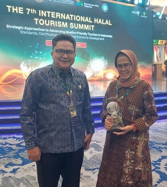 sumbar-peringkat-dua-terbaik-wisata-ramah-muslim-2025