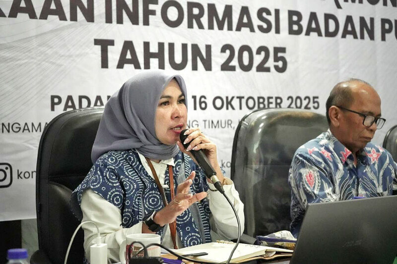 hari-ketiga-presentasi-monev-ki-sumbar,-mona-sisca:-antusiasme-pimpinan-badan-publik-melebihi-ekspektasi