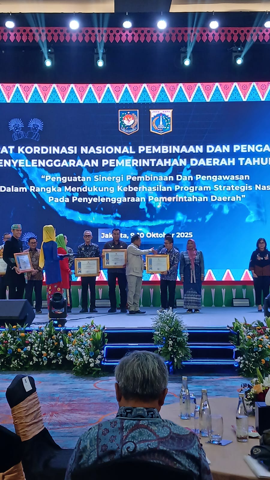 inspektur-terbaik-2025,-andri-yulika-raih-penghargaan-anggaraksa-dharma-dari-mendagri