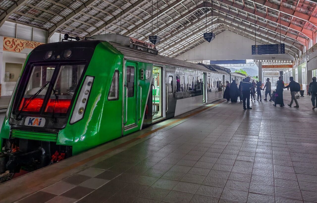 akses-bandara-ke-kota-super-cepat:-ka-minangkabau-ekspres-tingkatkan-citra-wisata-sumbar