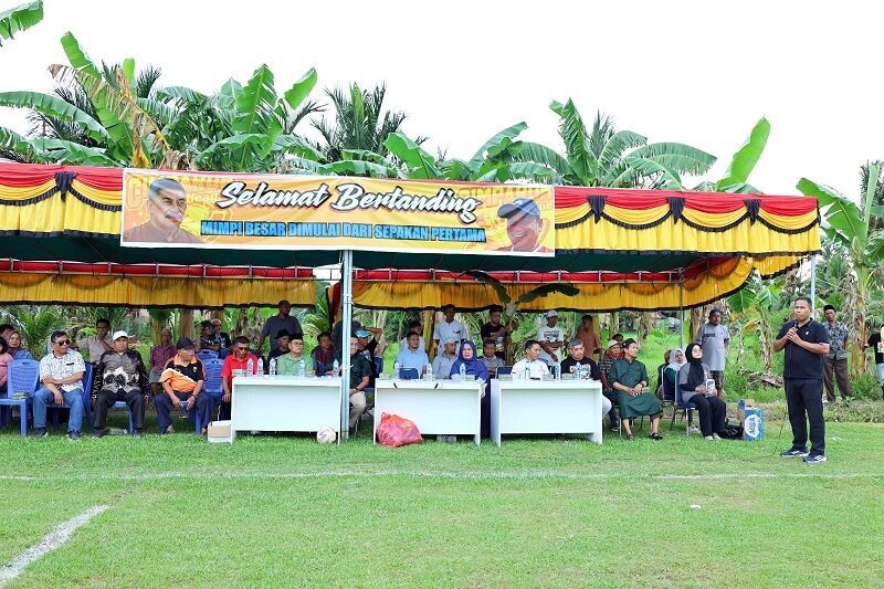 enam-klub-ikuti-turnamen-sepak-bola-cimparuh-league-ku-14