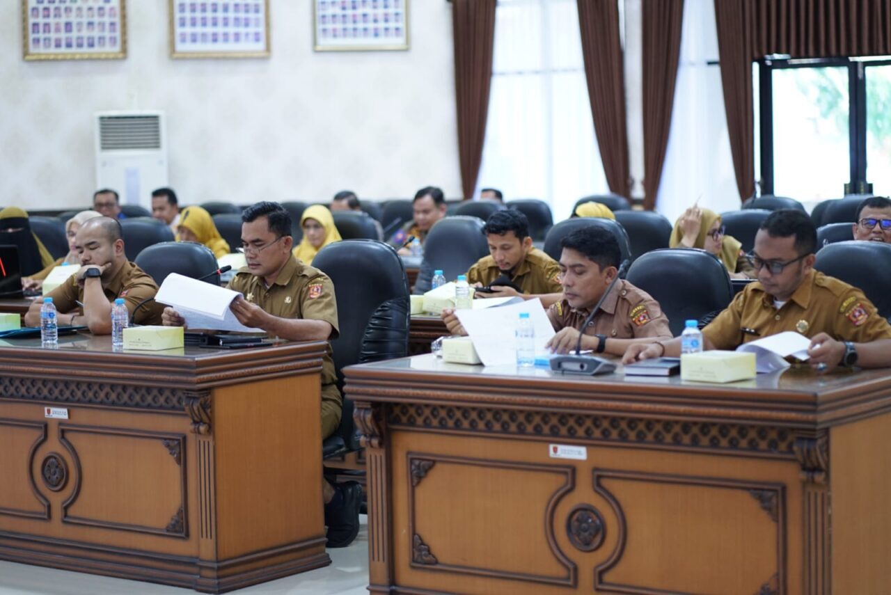 komisi-i-dprd-agam-gelar-rapat-kerja-bahas-rapbd-tahun-anggaran-2026
