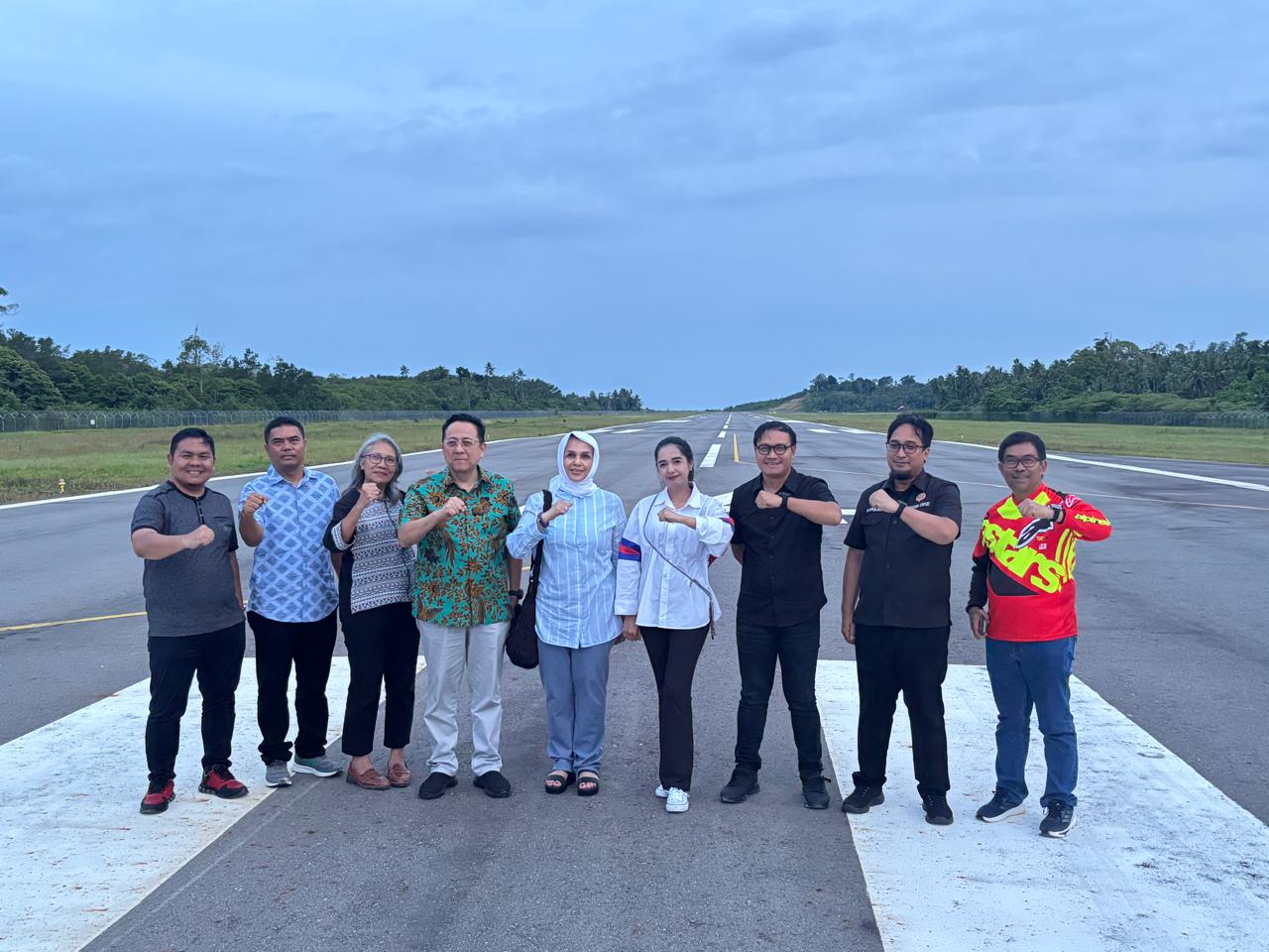 majukan-pariwisata-mentawai,-irman-gusman-dukung-pengembangan-bandara-rokot