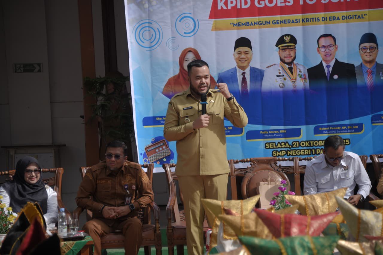 kpid-sumbar-tingkatkan-literasi-media-pelajar