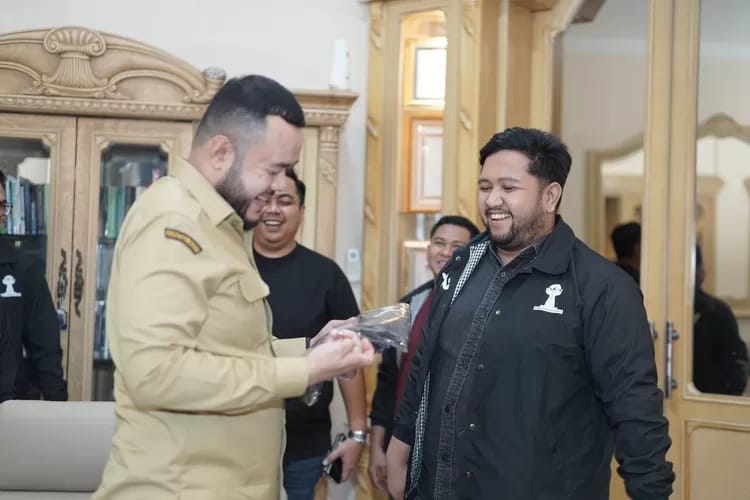 wendoky-putra-basko-dan-fadly-amran-sepakat-padang-menuju-kejayaan