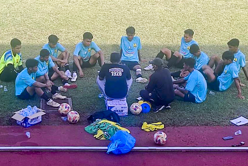 tim-sepak-bola-popnas-sumbar-matangkan-persiapan