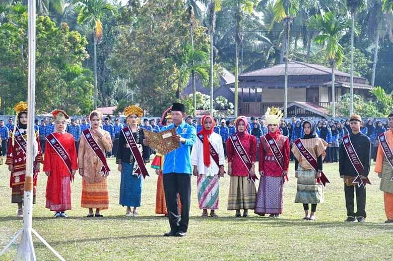peringatan-hari-sumpah-pemuda,-wako-sawahlunto-pimpin-ziarah-ke-makam-m-yamin