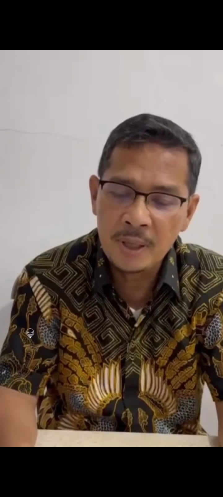 adi-gunawan-akui-video-viral-namun-bantah-berbuat-asusila