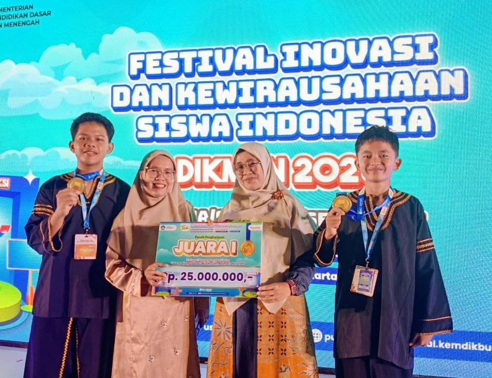 sman-3-painan-juara-i-nasional-fiksi-2025,-angkat-budaya-lokal-lewat-proyek-“nada-dari-selatan”