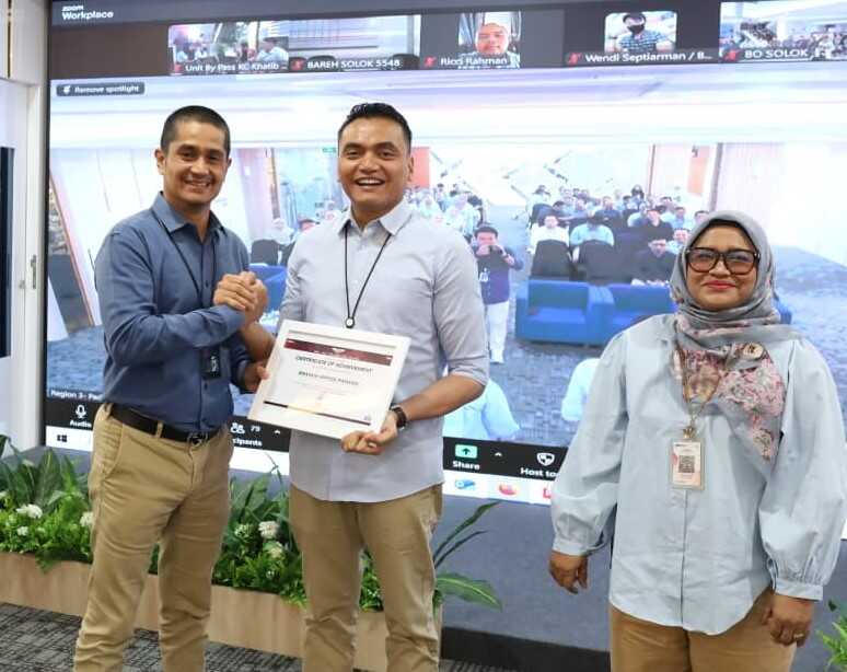 bri-regional-office-padang-apresiasi-kinerja-gemilang-karyawan-dan-unit-terbaik
