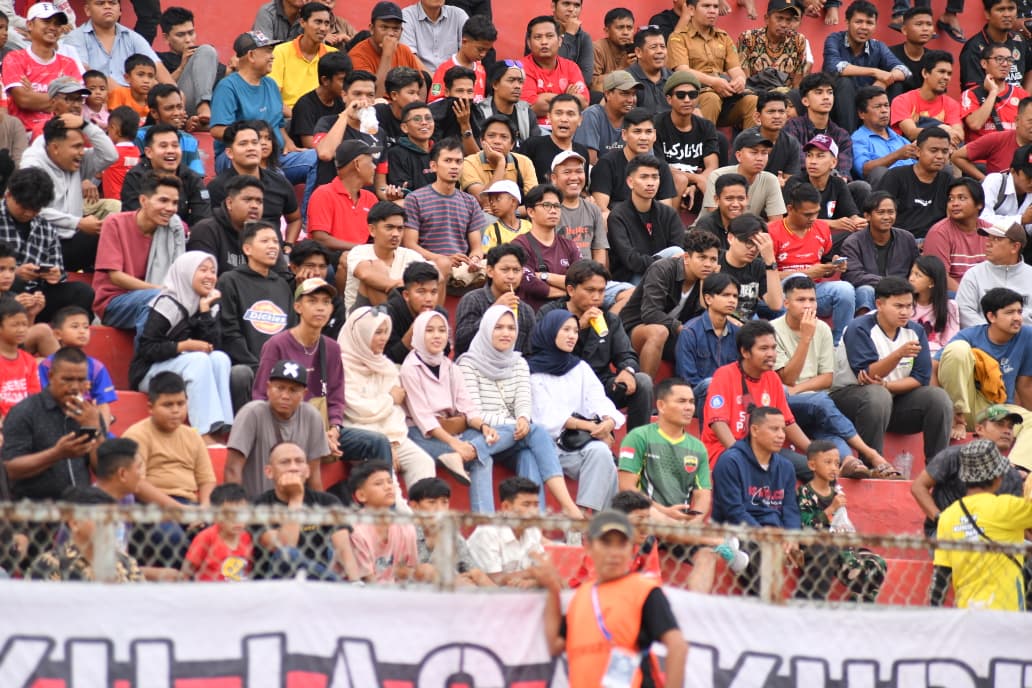 hadapi-arema-fc-malam-hari,-semen-padang-fc-rindukan-dukungan-penuh-suporter-di-stadion