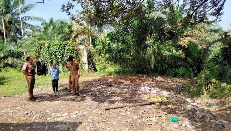 dlh-dharmasraya-tindak-lanjuti-laporan-sampah-di-smpn-3-sitiung