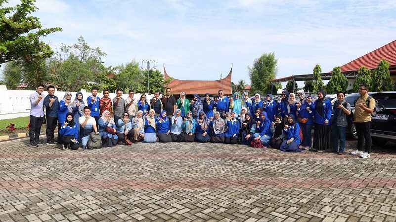 wawako-pariaman-terima-kunjungan-fakultas-farmasi-se-indonesia-dalam-kegiatan-pkm