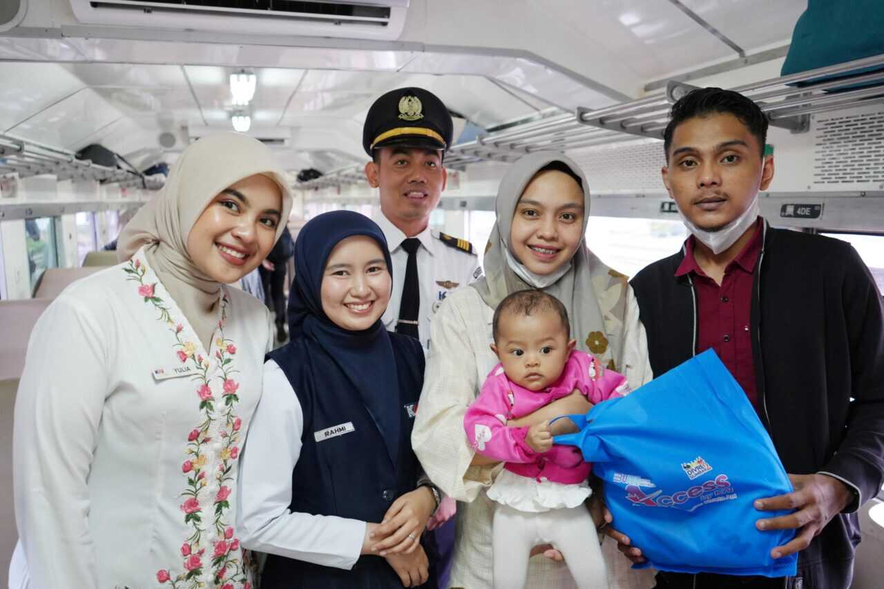 kai-divre-ii-sumbar-gelorakan-semangat-pahlawan-melalui-pelayanan-terbaik-dan-apresiasi-pelanggan