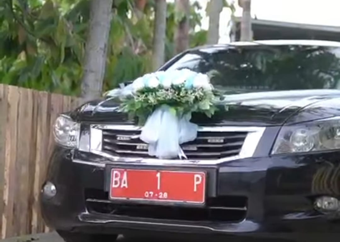 warga-kota-solok-bisa-pinjam-mobil-dinas-wali-kota-untuk-kendaraan-pengantin