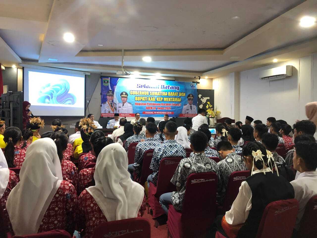 gubernur-mahyeldi:-program-adem,-langkah-nyata-pemerataan-pendidikan-daerah-bagi-anak-di-daerah-3-t