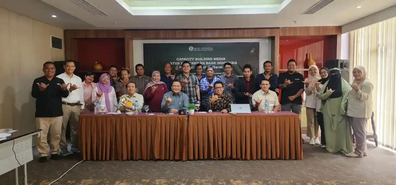 bi-sumbar-tingkatkan-pemahaman-wartawan-dengan-capacity-building