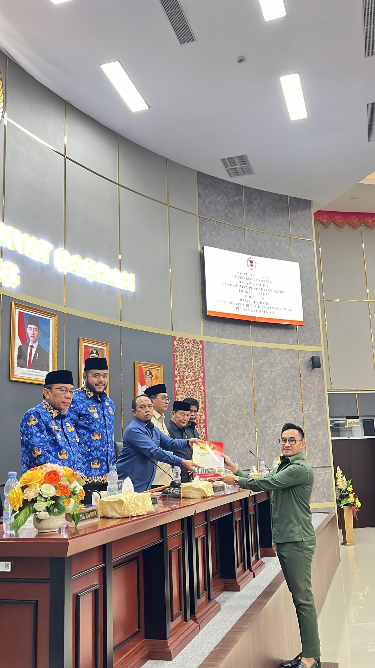 pemko-dan-dprd-padang-reformasi-birokrasi-dan-tata-kelola-aset
